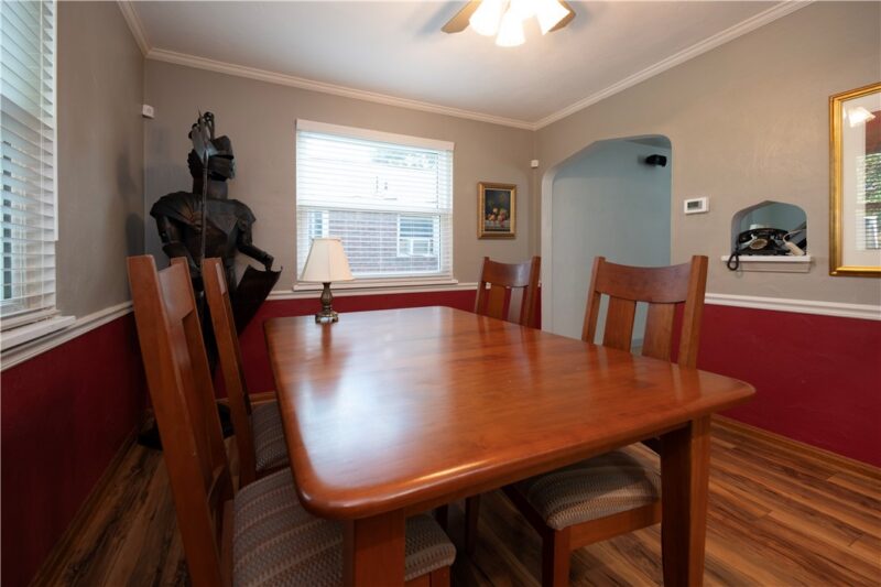 34 Hempstead Ave — photo 5