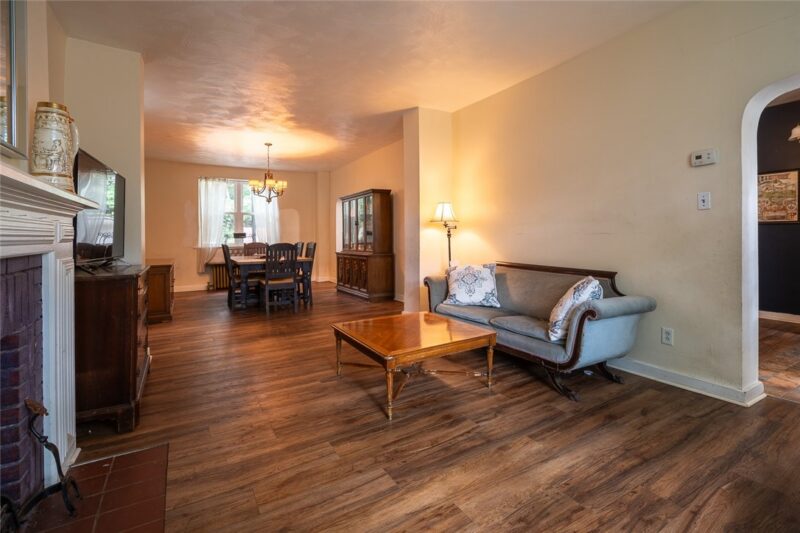 119 Linden Ave — photo 8