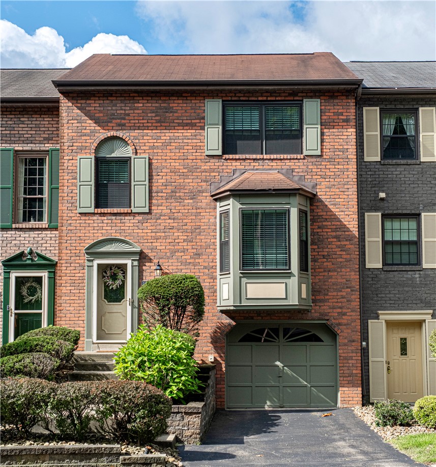 141 Glenwood Dr — photo 1