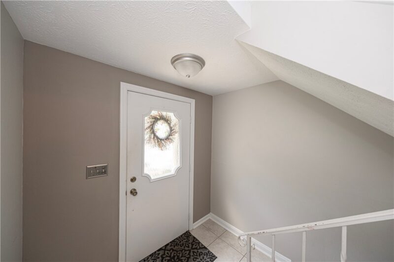 141 Glenwood Dr — photo 4