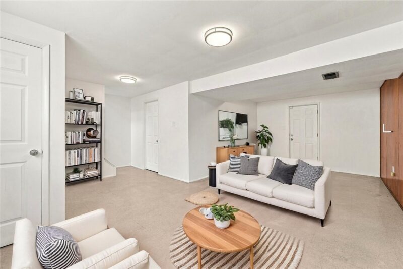 138 Yosemite Dr — photo 5