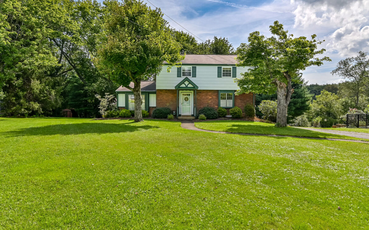 5404 Peach DRIVE — photo 1