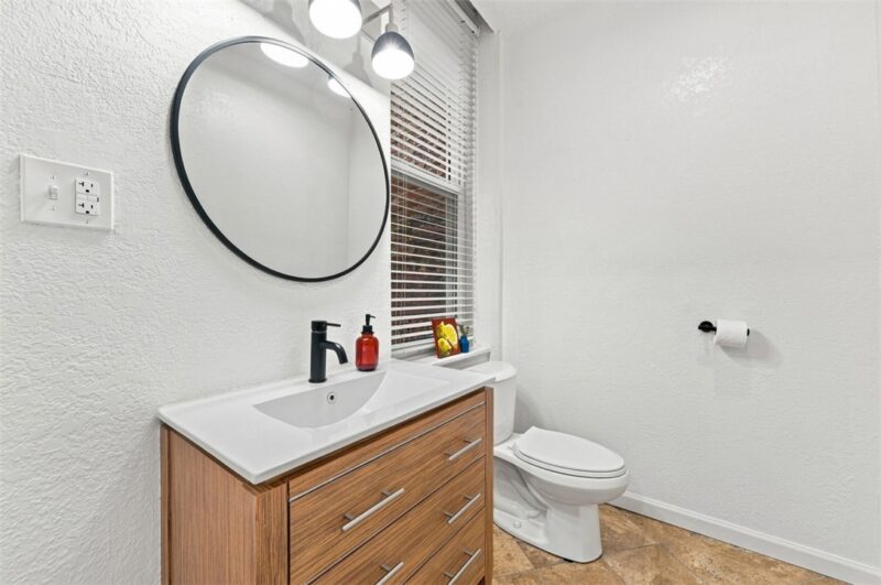 113 Hemlock St — photo 7