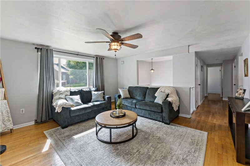 307 Mercer Rd — photo 2