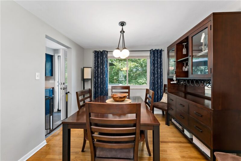 307 Mercer Rd — photo 5