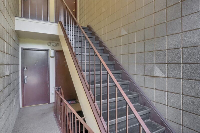 1004 Sanlin Drive — photo 4