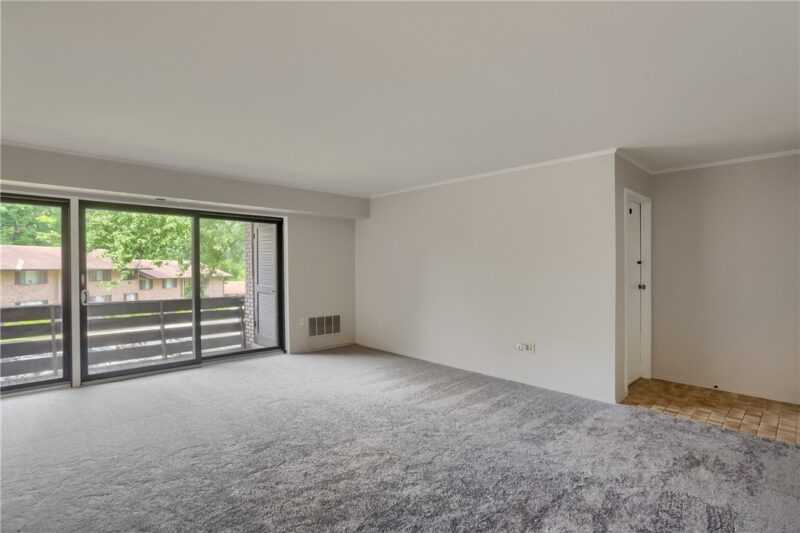 1004 Sanlin Drive — photo 6