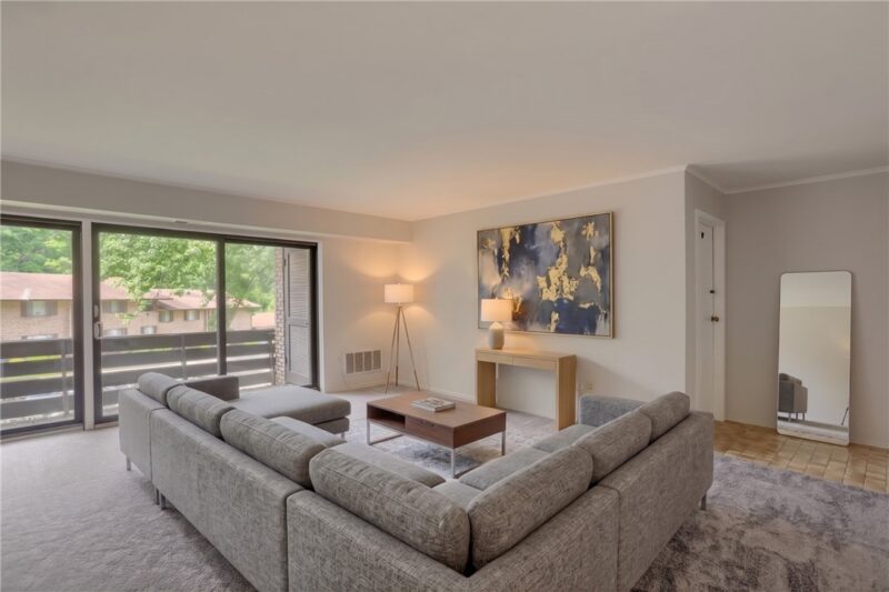 1004 Sanlin Drive — photo 7