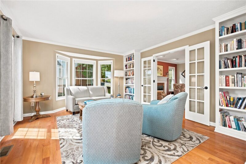 208 Timberlake Drive — photo 8