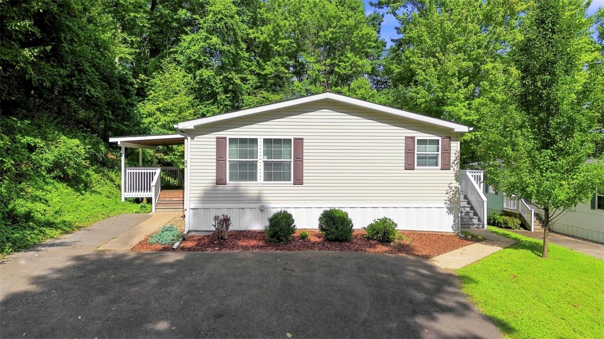 34 Yew Ct — photo 1