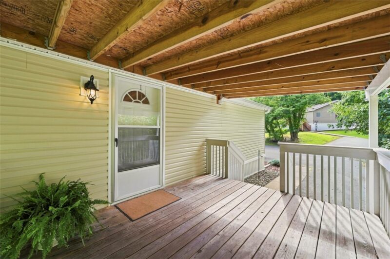 34 Yew Ct — photo 3