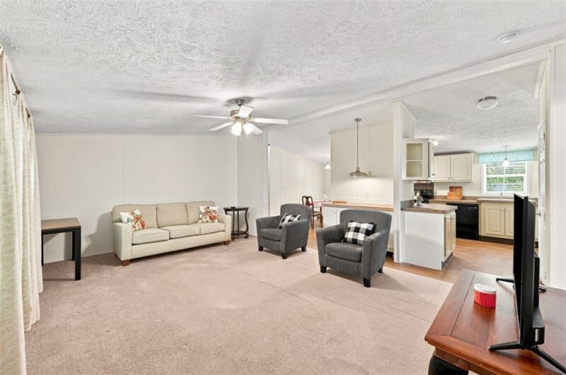 34 Yew Ct — photo 4