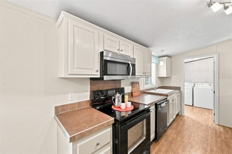 34 Yew Ct — photo 8
