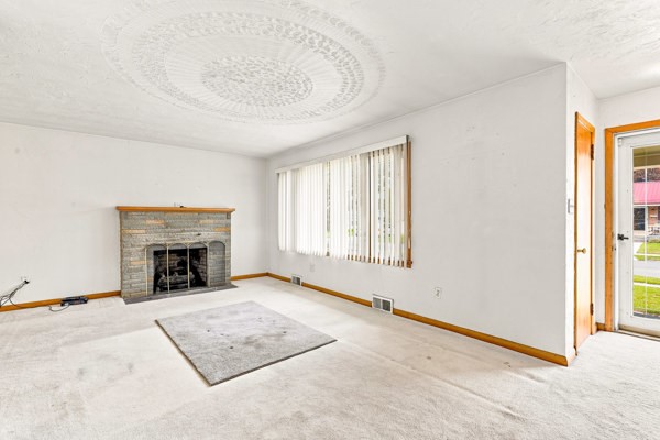 521 S Columbia Ave — photo 7