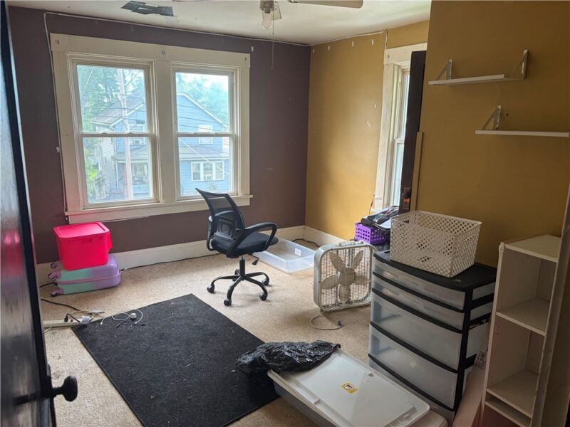 655 Meek St — photo 5