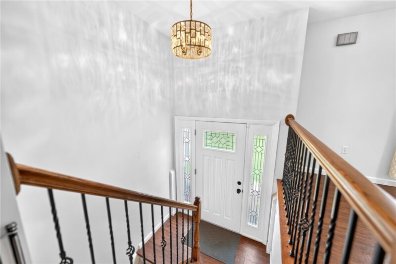 112 McDonald Dr — photo 4