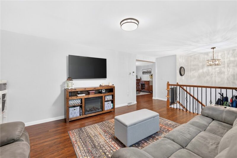 112 McDonald Dr — photo 6