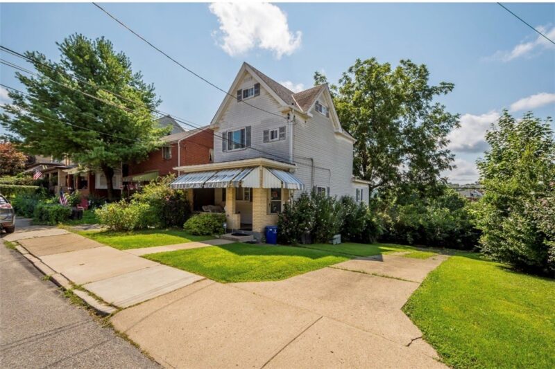 322 Lamarido St — photo 2