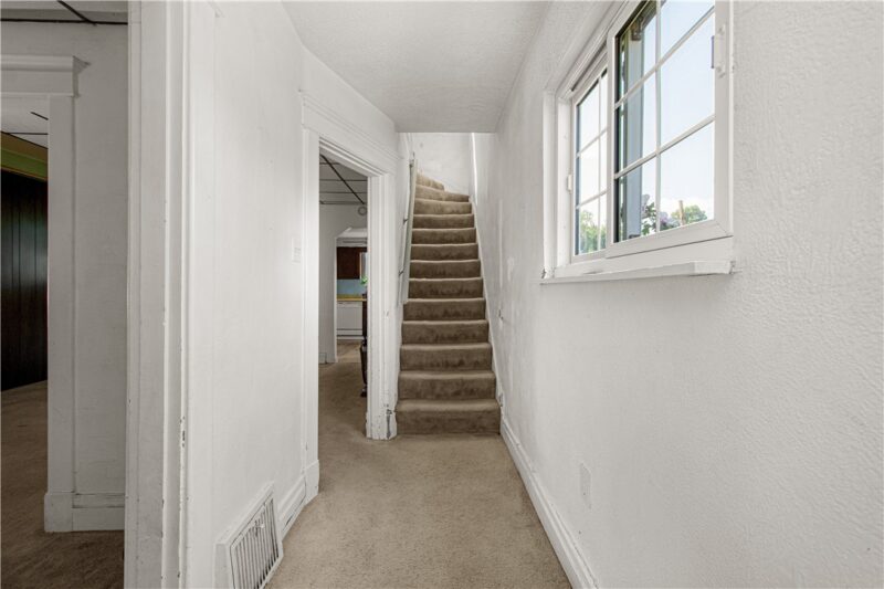322 Lamarido St — photo 4