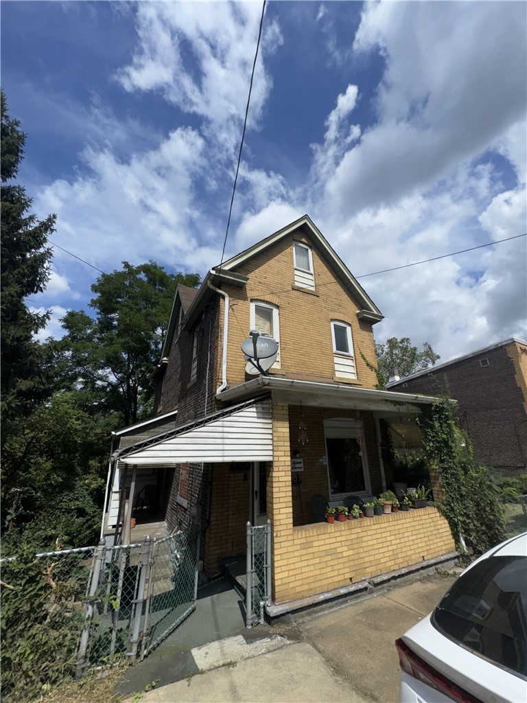 1511 Terrace St — photo 1