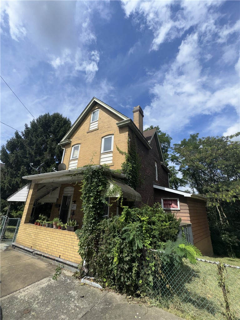 1511 Terrace St — photo 2