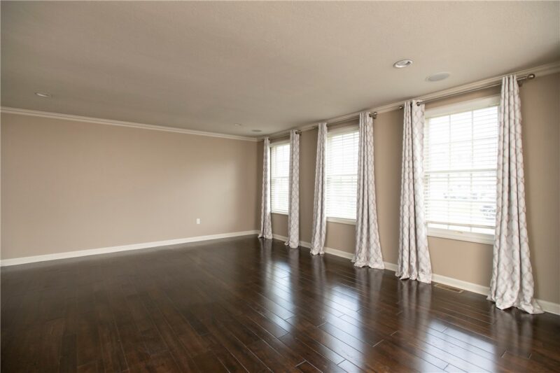 308 Trotwood Dr — photo 2