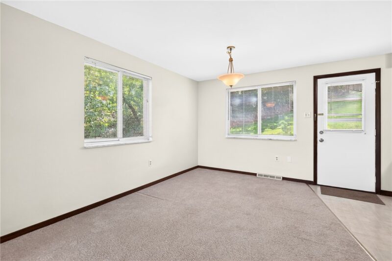 224-226 Burkhart Ave — photo 5