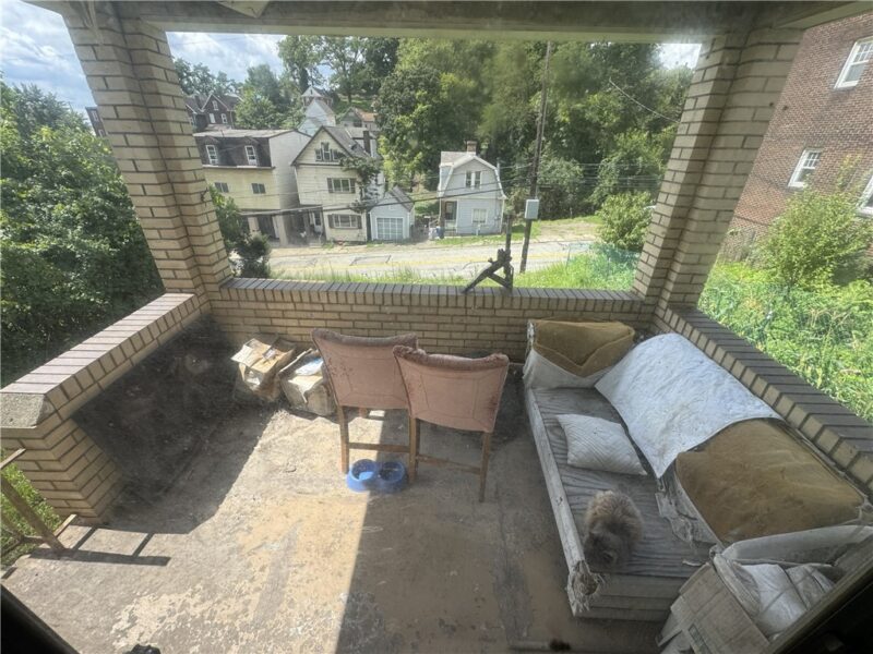 1521 Brinton Ave — photo 4