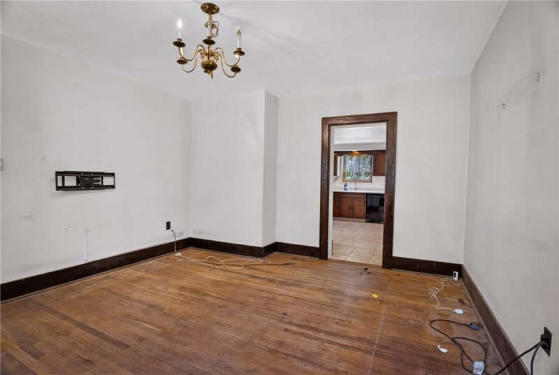 121 Kittanning St — photo 8