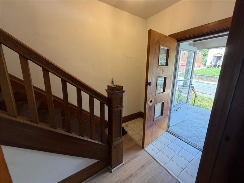 818 Lamont St — photo 3