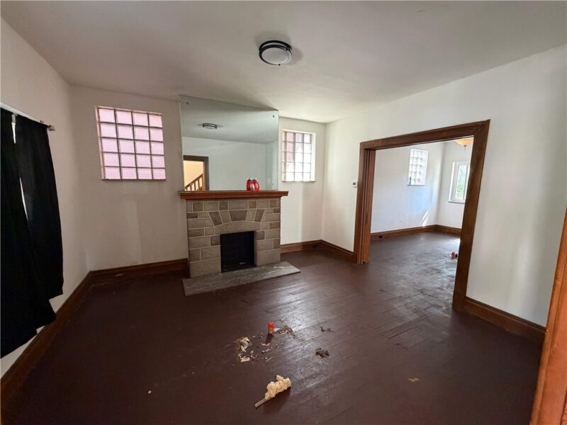 818 Lamont St — photo 6
