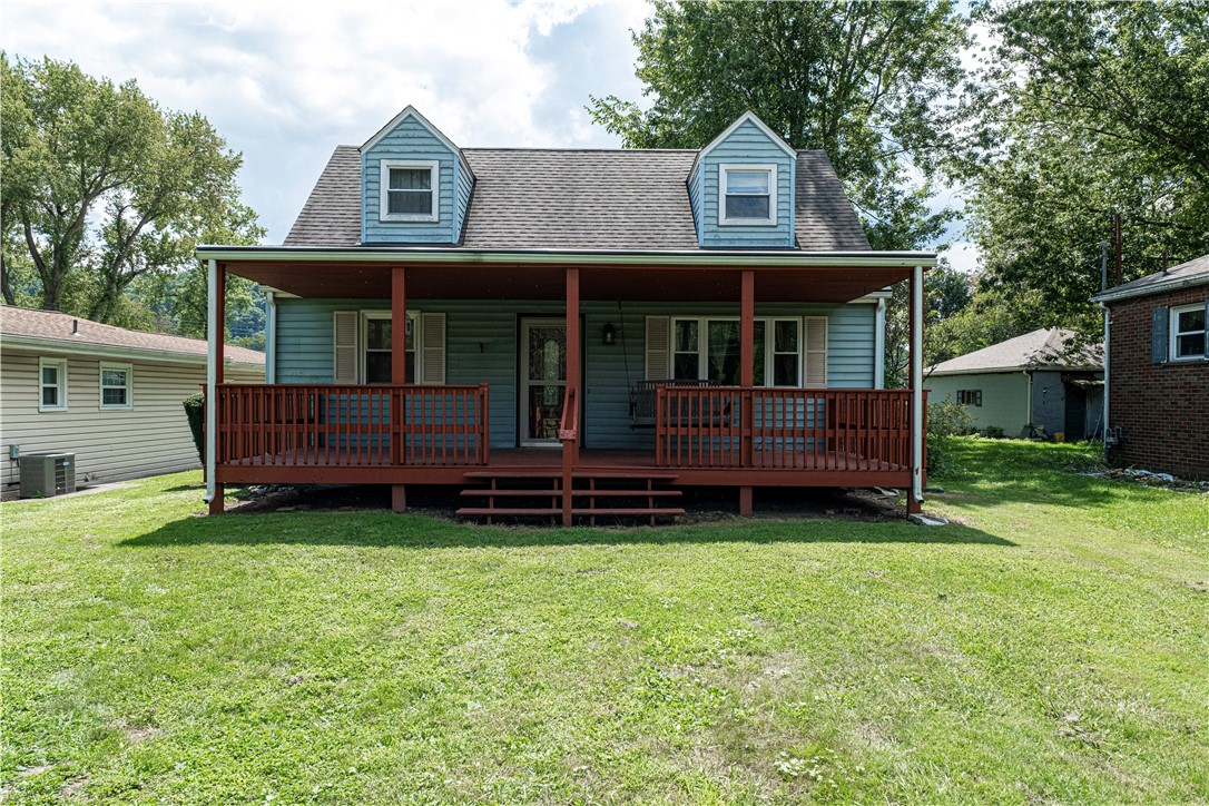 214 Beaver Avenue Ext — photo 1