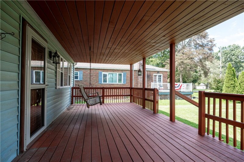 214 Beaver Avenue Ext — photo 3