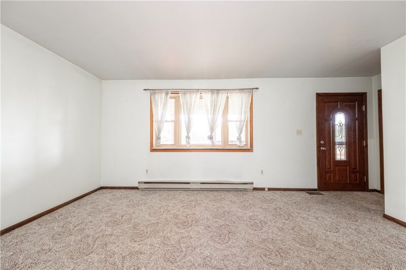 214 Beaver Avenue Ext — photo 5