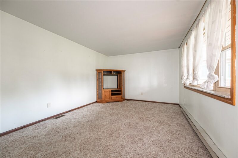 214 Beaver Avenue Ext — photo 7