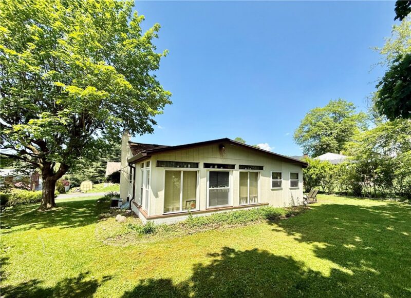 611 Stanton Ave — photo 3