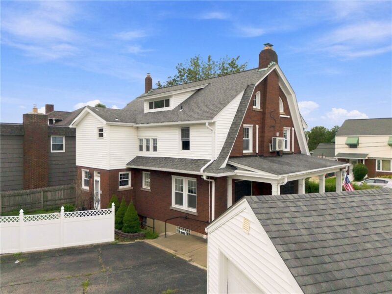 410 Margaret Street — photo 3