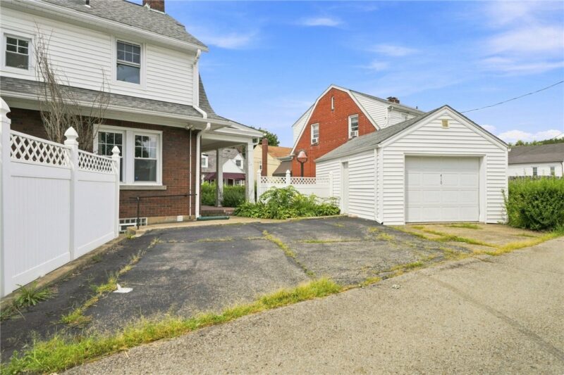410 Margaret Street — photo 5