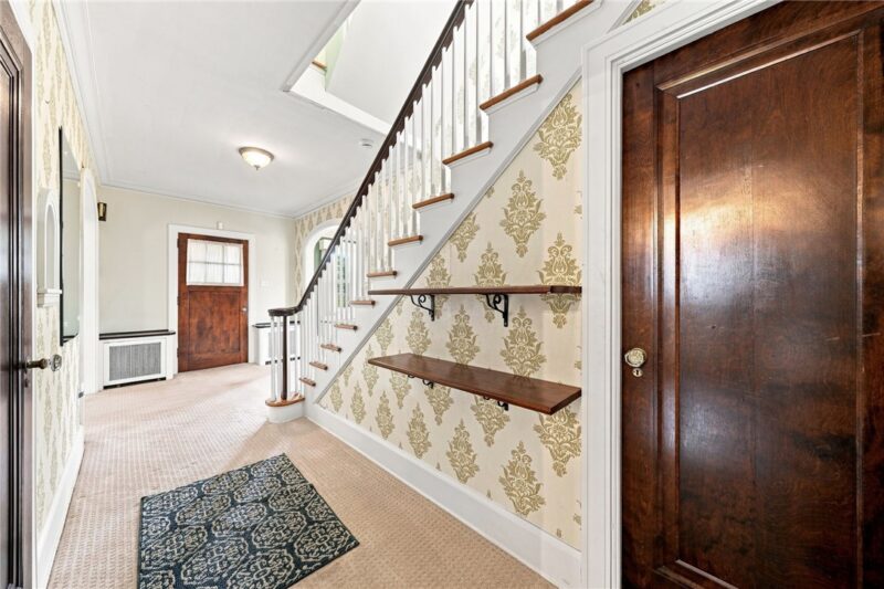 410 Margaret Street — photo 7