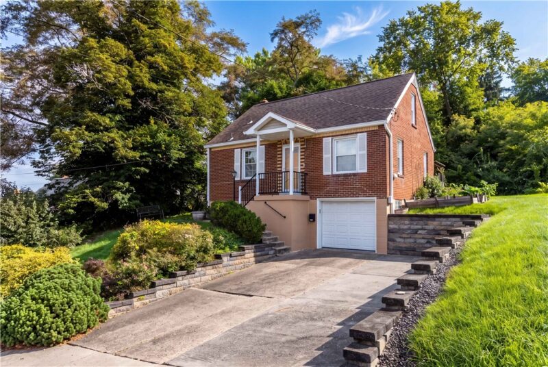 615 Nordeen Dr — photo 2