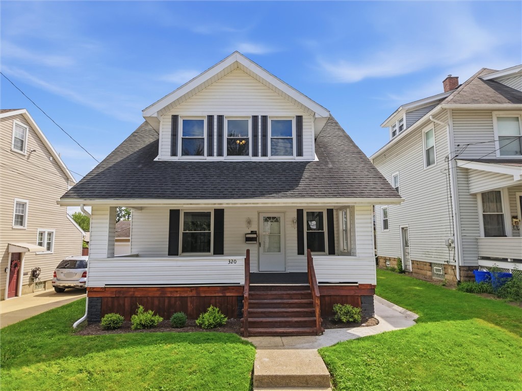 320 E Northview Ave — photo 1