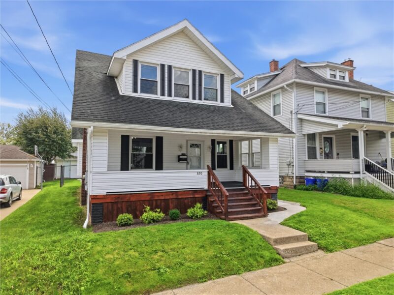 320 E Northview Ave — photo 2