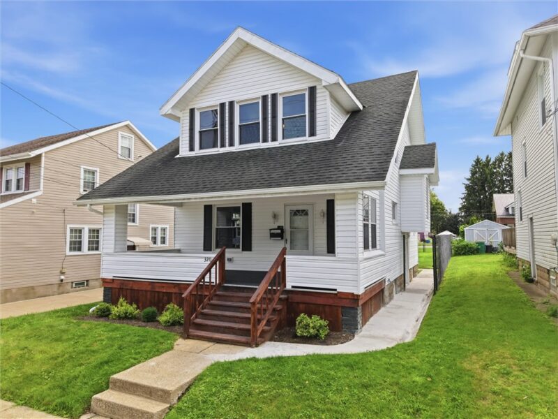 320 E Northview Ave — photo 3