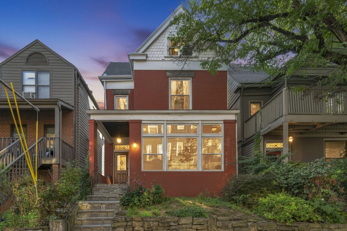702 Bellefonte St — photo 1