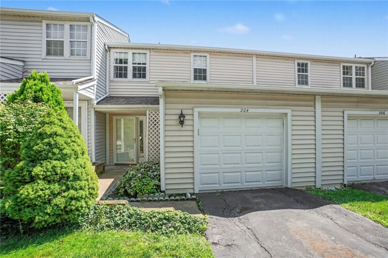 204 Carla Dr — photo 2