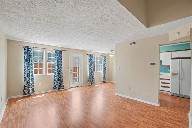 204 Carla Dr — photo 6