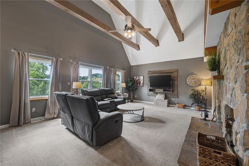 420 Clements Rd — photo 4