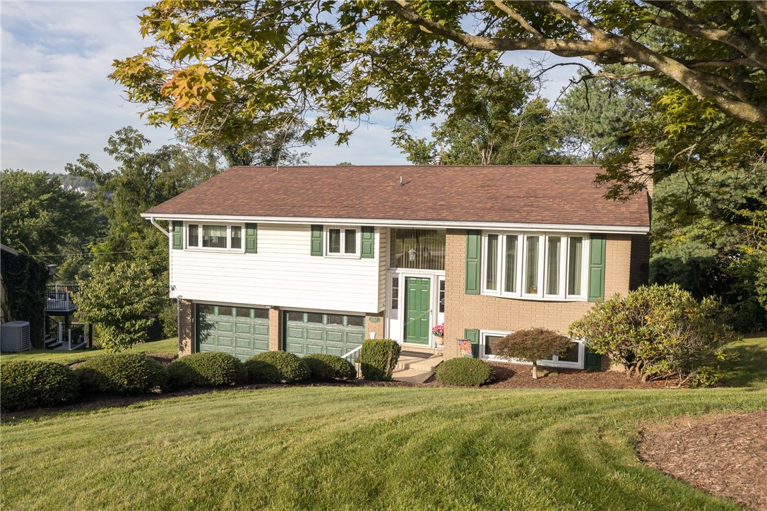 137 Mcgregor Dr — photo 1