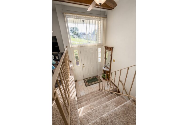 137 Mcgregor Dr — photo 3