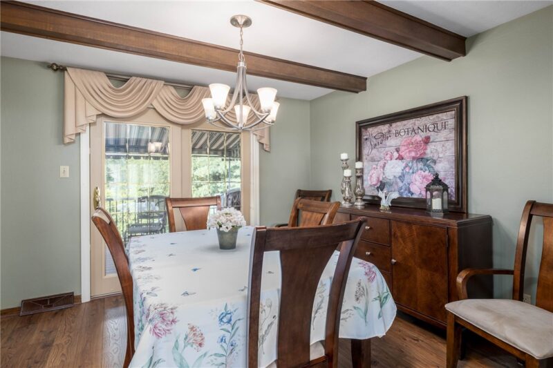 137 Mcgregor Dr — photo 6